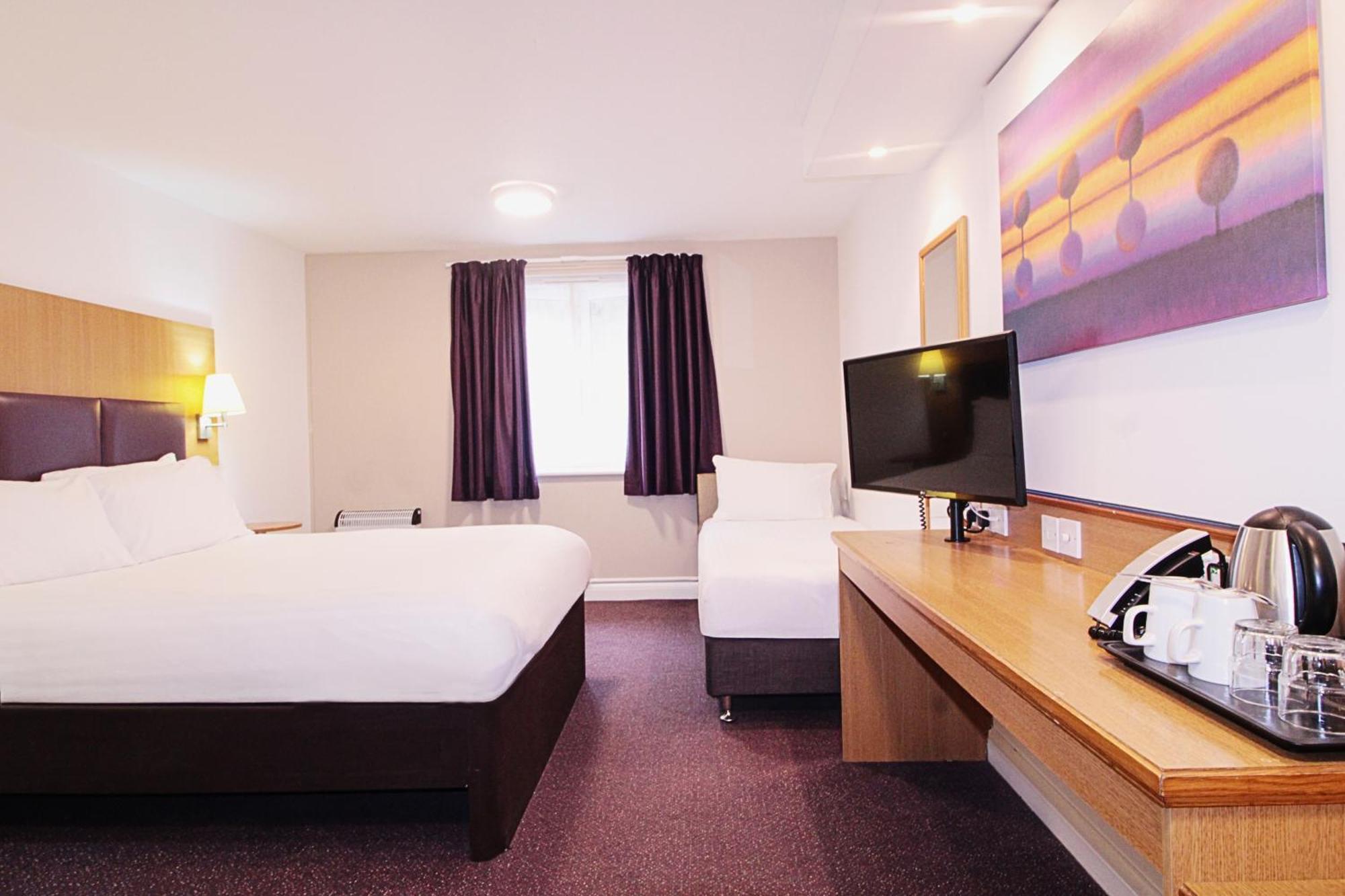 Orchid Epsom; Sure Hotel Collection By Best Western Екстериор снимка